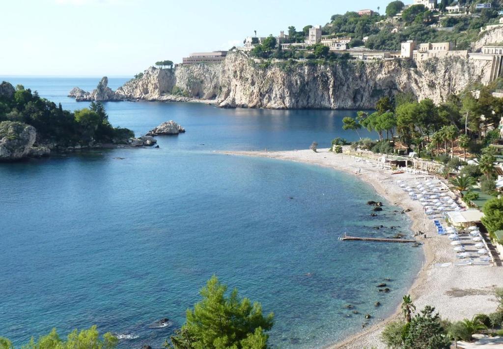 Vakantiehuis Beachfront Penthouse Taormina