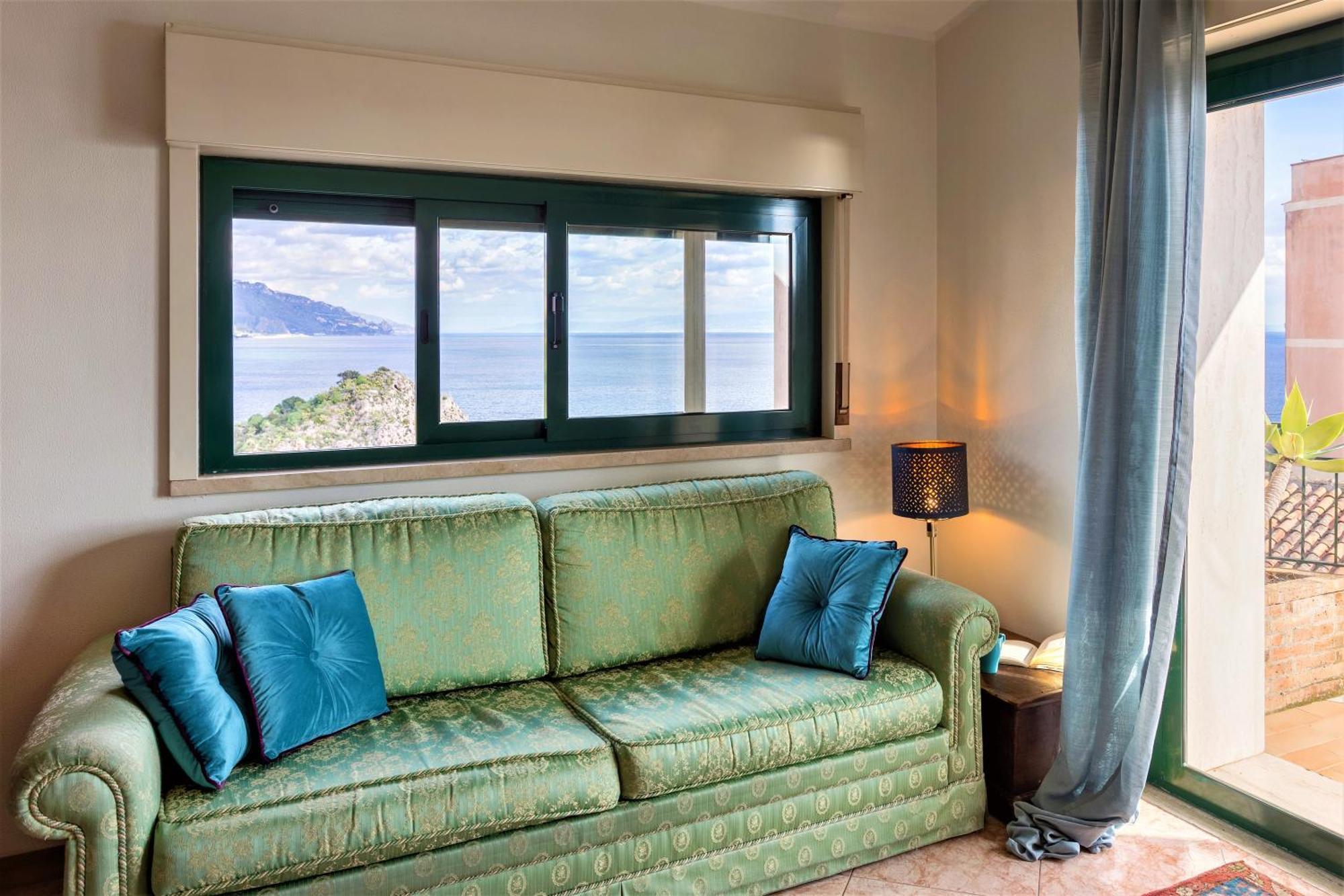Beachfront Penthouse *