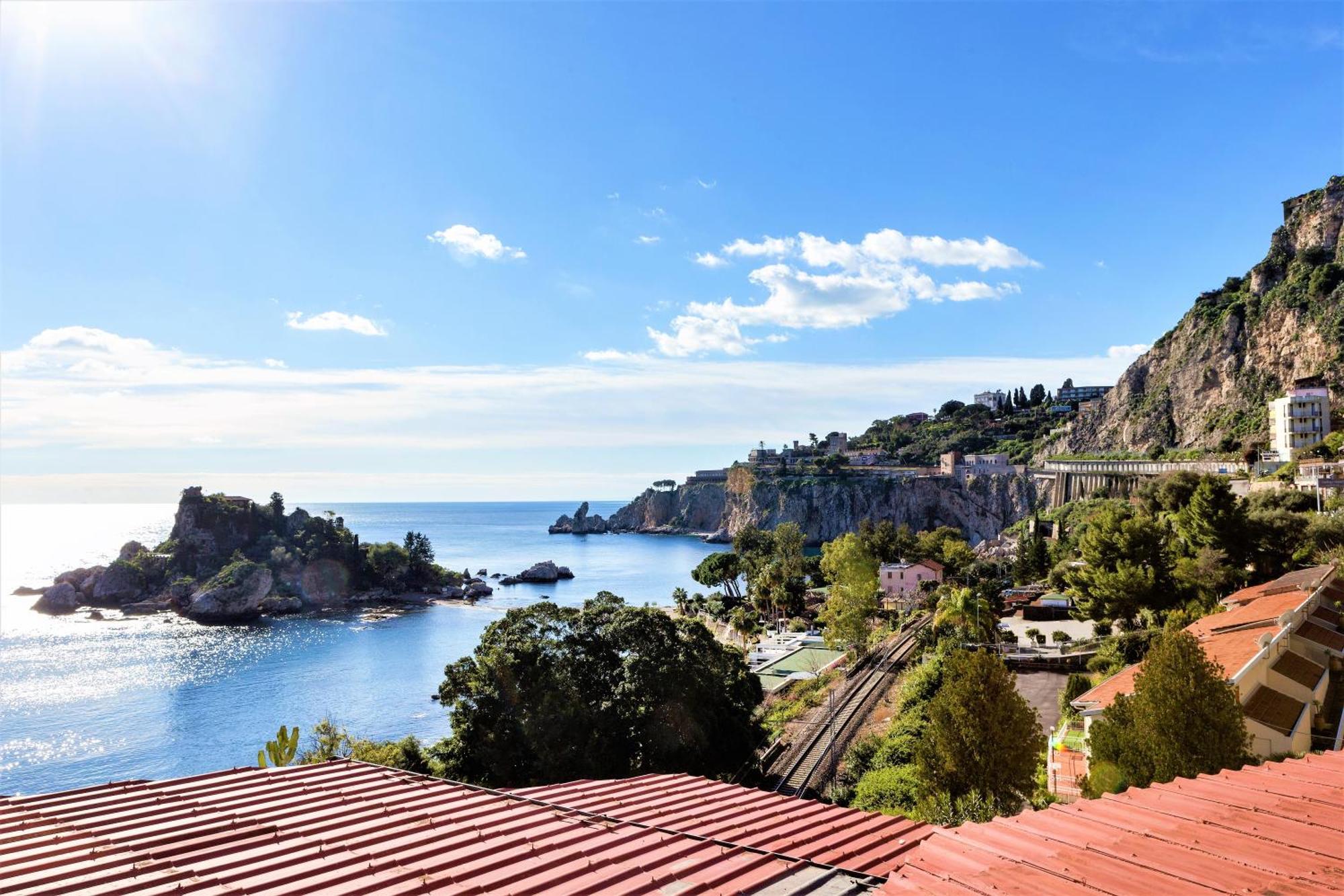 Vakantiehuis Beachfront Penthouse Taormina